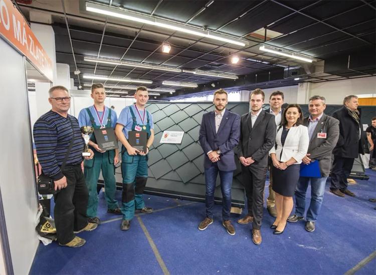 Slika -  1. Srednja strokovna tehnična šola, Volgogradská 1, Prešov