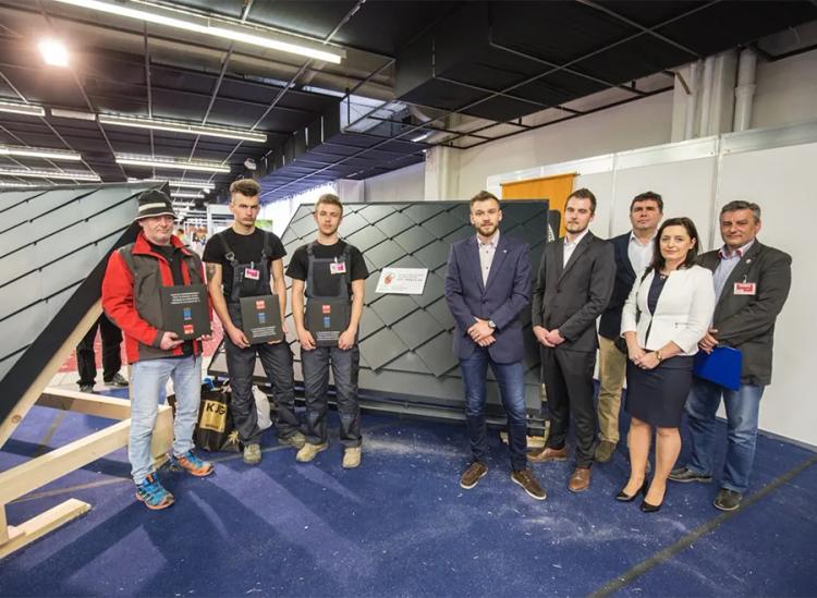 Slika -  5. Srednja strokovna gradbena šola, Školská 8, Liptovský Mikuláš