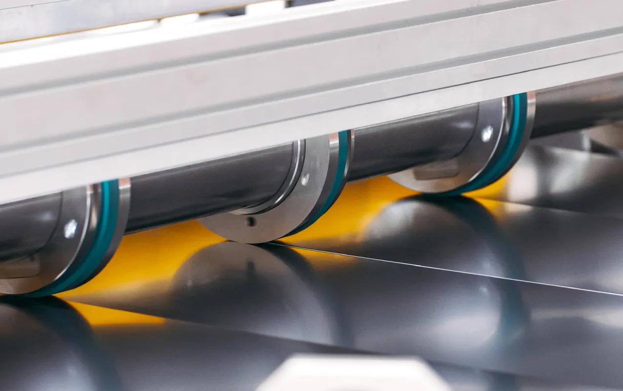 Nové srdce KJG v delení hutného materiálu