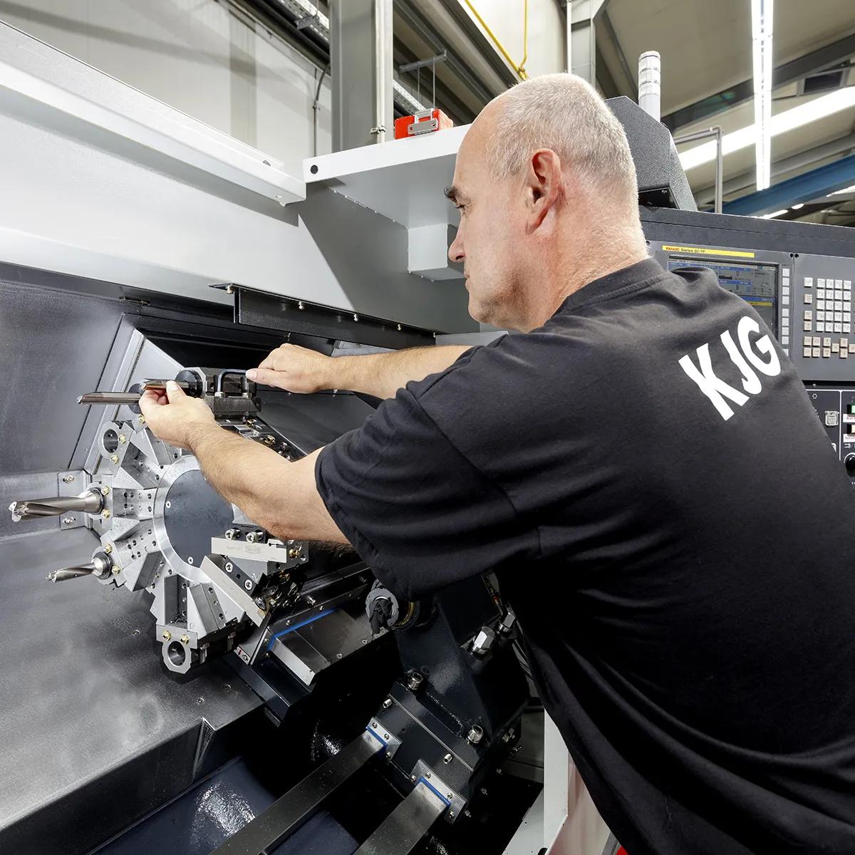 CNC
HORIZONTÁLNY
SÚSTRUH