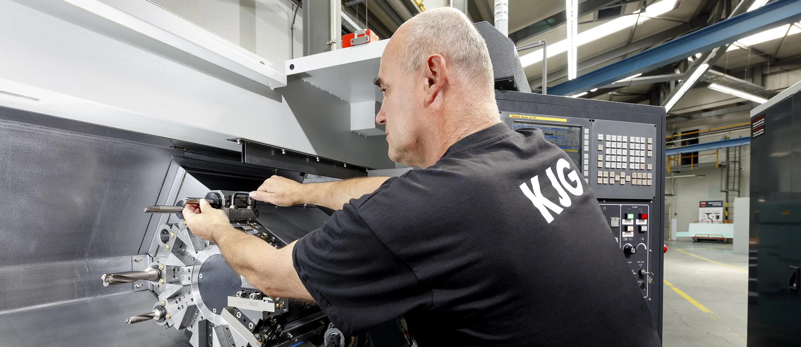 CNC
HORIZONTÁLNY
SÚSTRUH